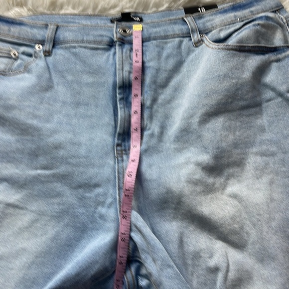 Fashion Nova Vibin Vintage 90's Slacker Straight Leg Jeans - Picture 7 of 10